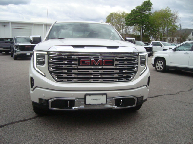 2024 GMC Sierra 1500 Vehicle Photo in PORTSMOUTH, NH 03801-4196