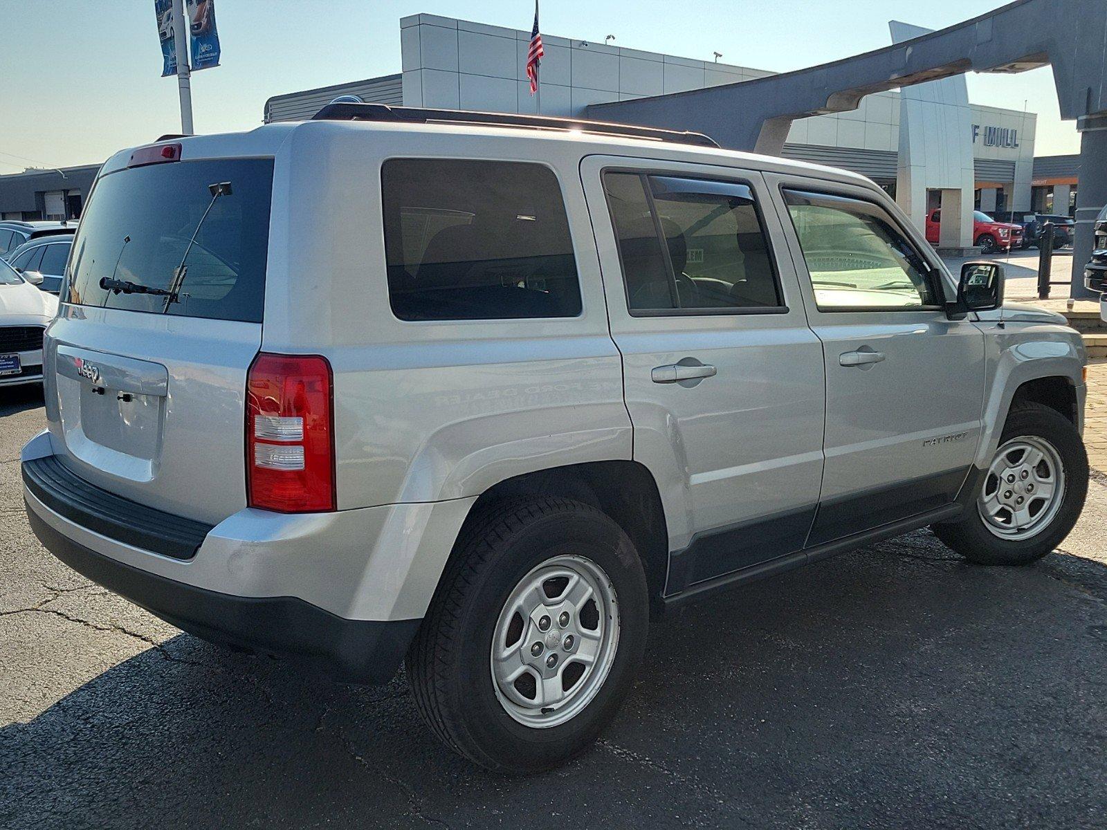 2014 Jeep Patriot Vehicle Photo in Plainfield, IL 60586