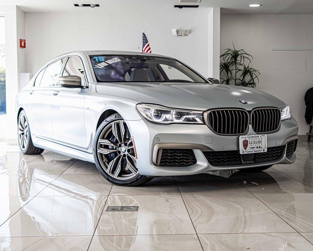 2018 BMW M760i xDrive Vehicle Photo in Saint Charles, IL 60174