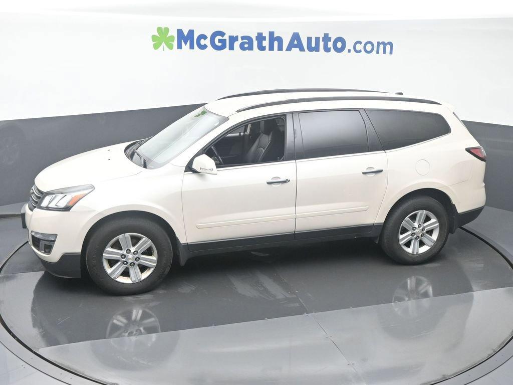 2013 Chevrolet Traverse Vehicle Photo in Cedar Rapids, IA 52402