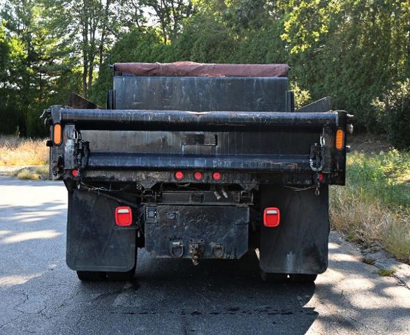 2005 Ford Super Duty F-350 DRW Vehicle Photo in NORWOOD, MA 02062-5222