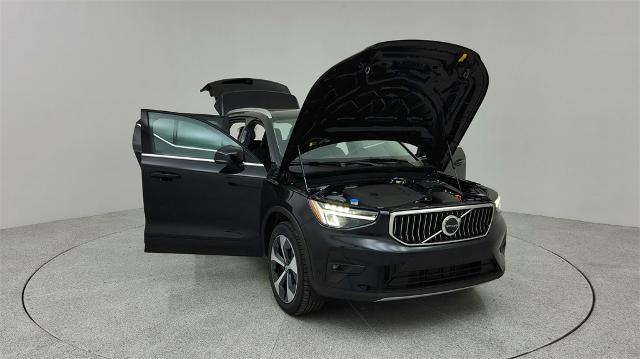 2024 Volvo XC40 Vehicle Photo in Grapevine, TX 76051