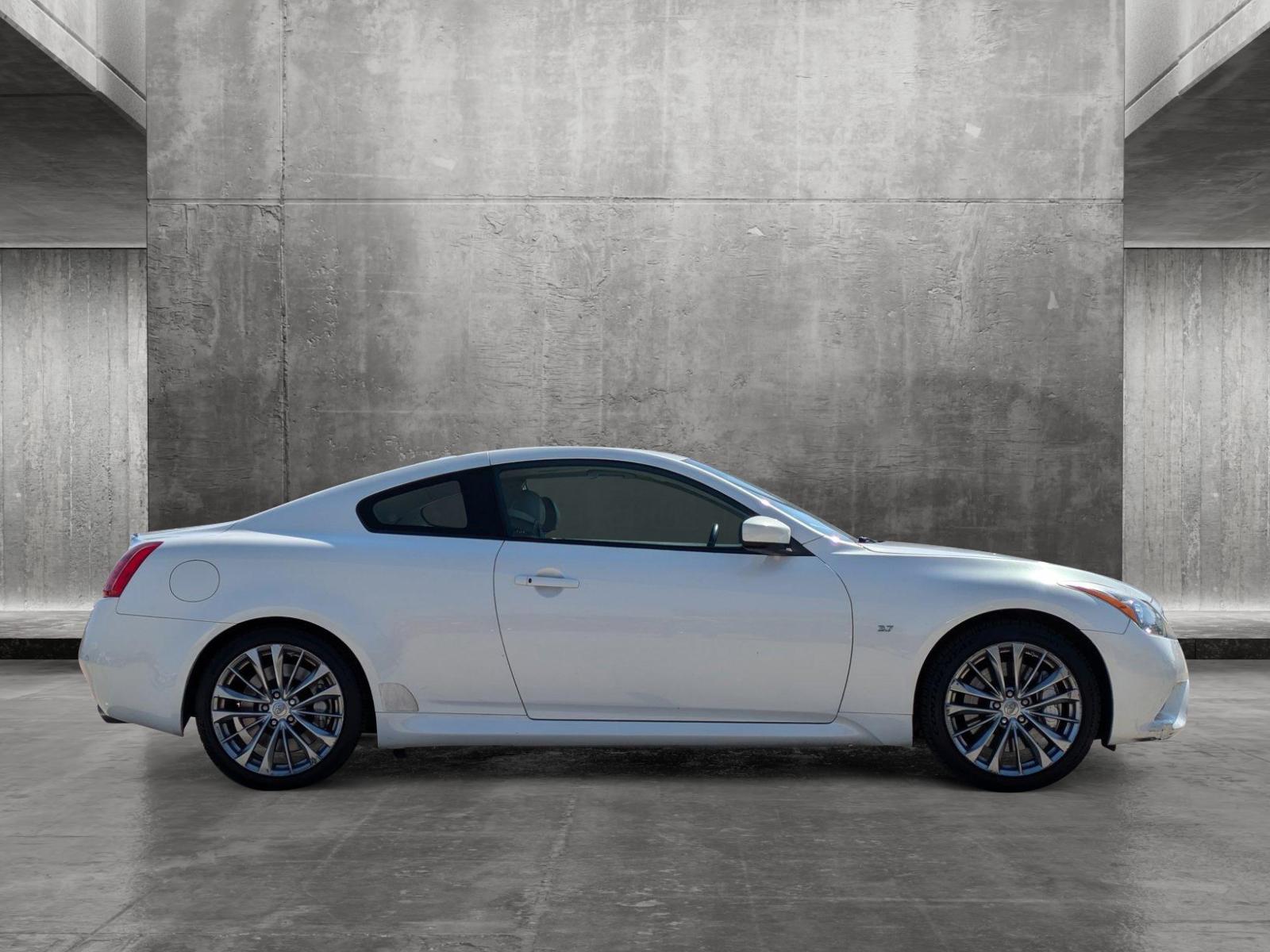 2014 INFINITI Q60 Vehicle Photo in Tustin, CA 92782