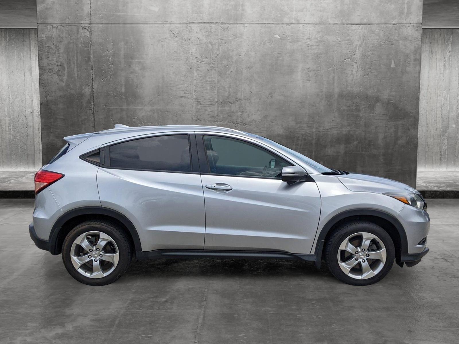 2017 Honda HR-V Vehicle Photo in PEMBROKE PINES, FL 33024-6534