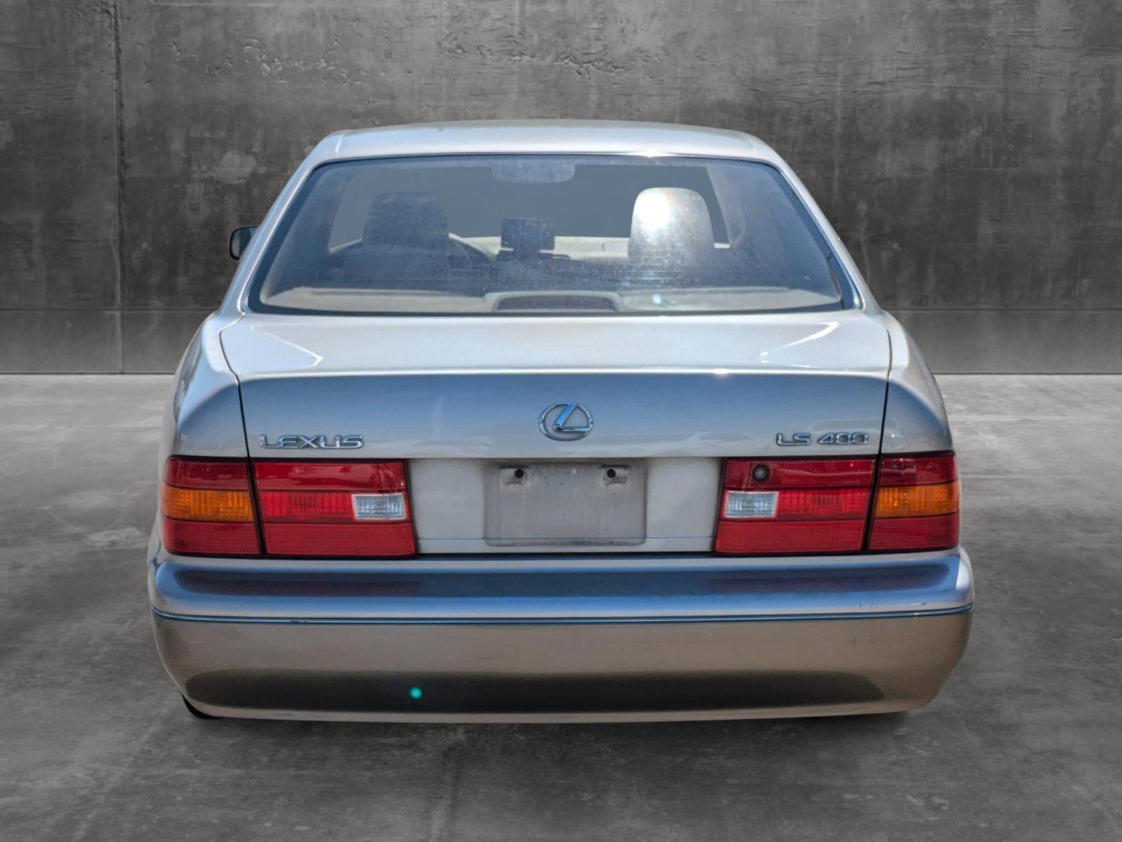 1998 Lexus LS 400 Luxury Sdn Vehicle Photo in Corpus Christi, TX 78415