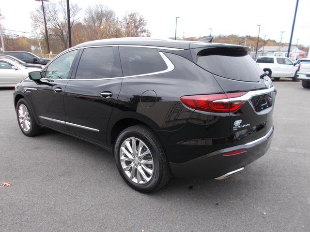 2021 Buick Enclave Vehicle Photo in LOWELL, MA 01852-4336