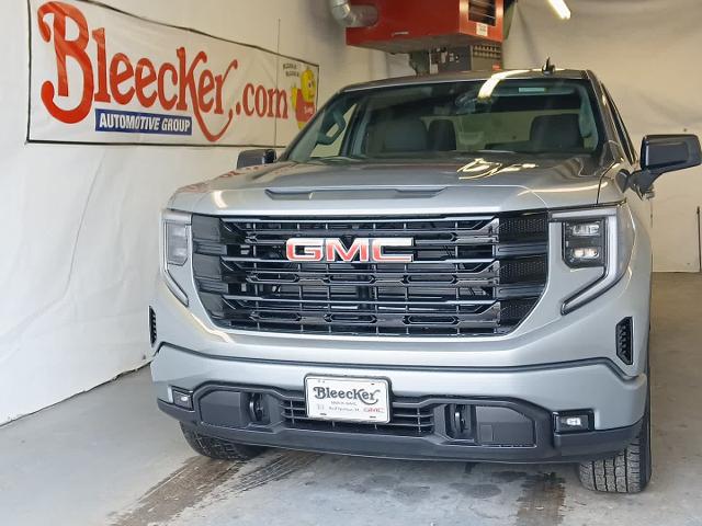 2025 GMC Sierra 1500 Vehicle Photo in RED SPRINGS, NC 28377-1640