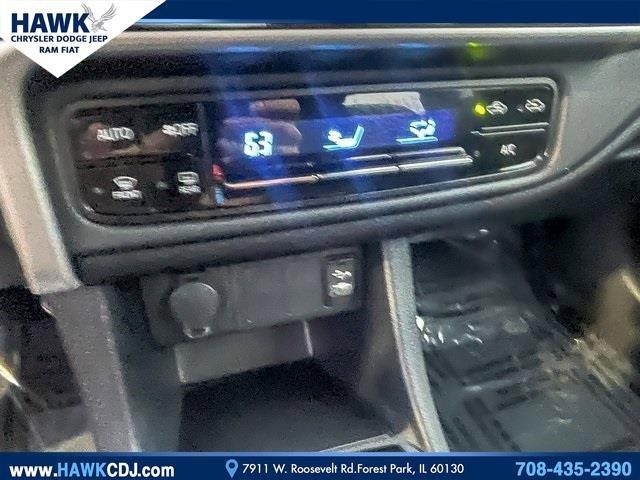 2018 Toyota Corolla Vehicle Photo in Saint Charles, IL 60174