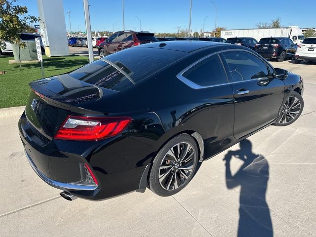 2017 Honda Accord Coupe Vehicle Photo in Grapevine, TX 76051