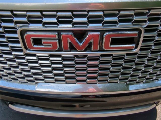 2024 GMC Yukon XL Vehicle Photo in ALBERTVILLE, AL 35950-0246