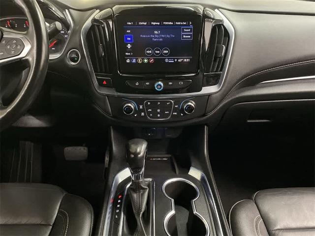 2022 Chevrolet Traverse Vehicle Photo in PORTLAND, OR 97225-3518