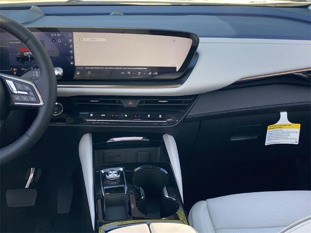 2024 Buick Envision Vehicle Photo in GOODYEAR, AZ 85338-1310