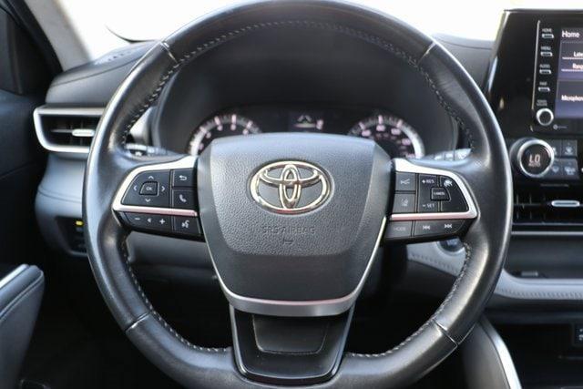 2022 Toyota Highlander Vehicle Photo in Salem, OR 97301