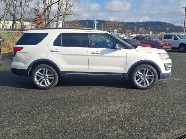 2017 Ford Explorer Vehicle Photo in Boyertown, PA 19512