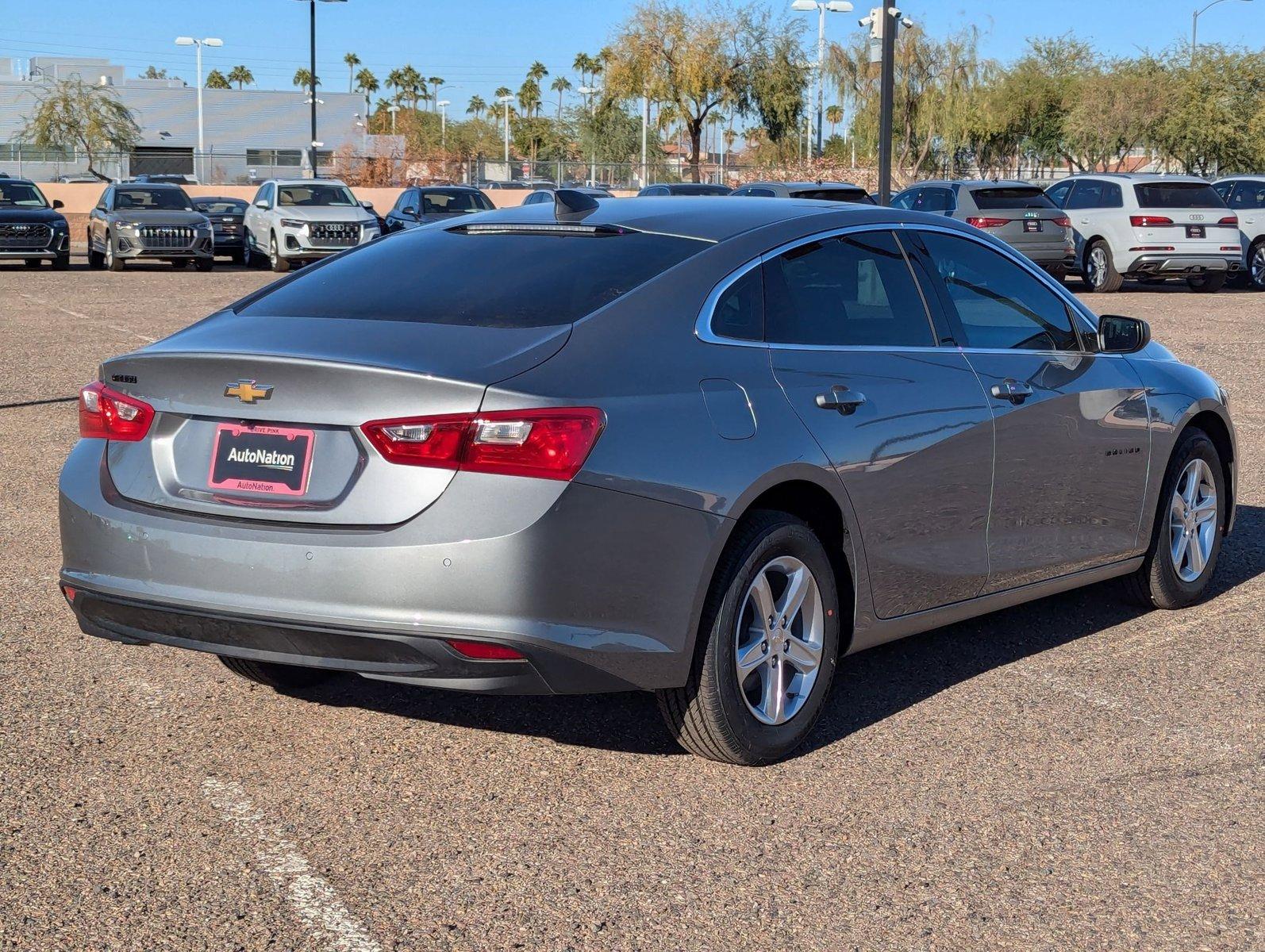 2024 Chevrolet Malibu Vehicle Photo in PEORIA, AZ 85382-3715