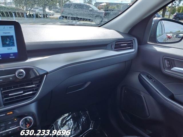 2022 Ford Escape Vehicle Photo in Saint Charles, IL 60174