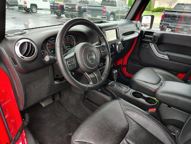 2015 Jeep Wrangler Unlimited Vehicle Photo in GREEN BAY, WI 54304-5303