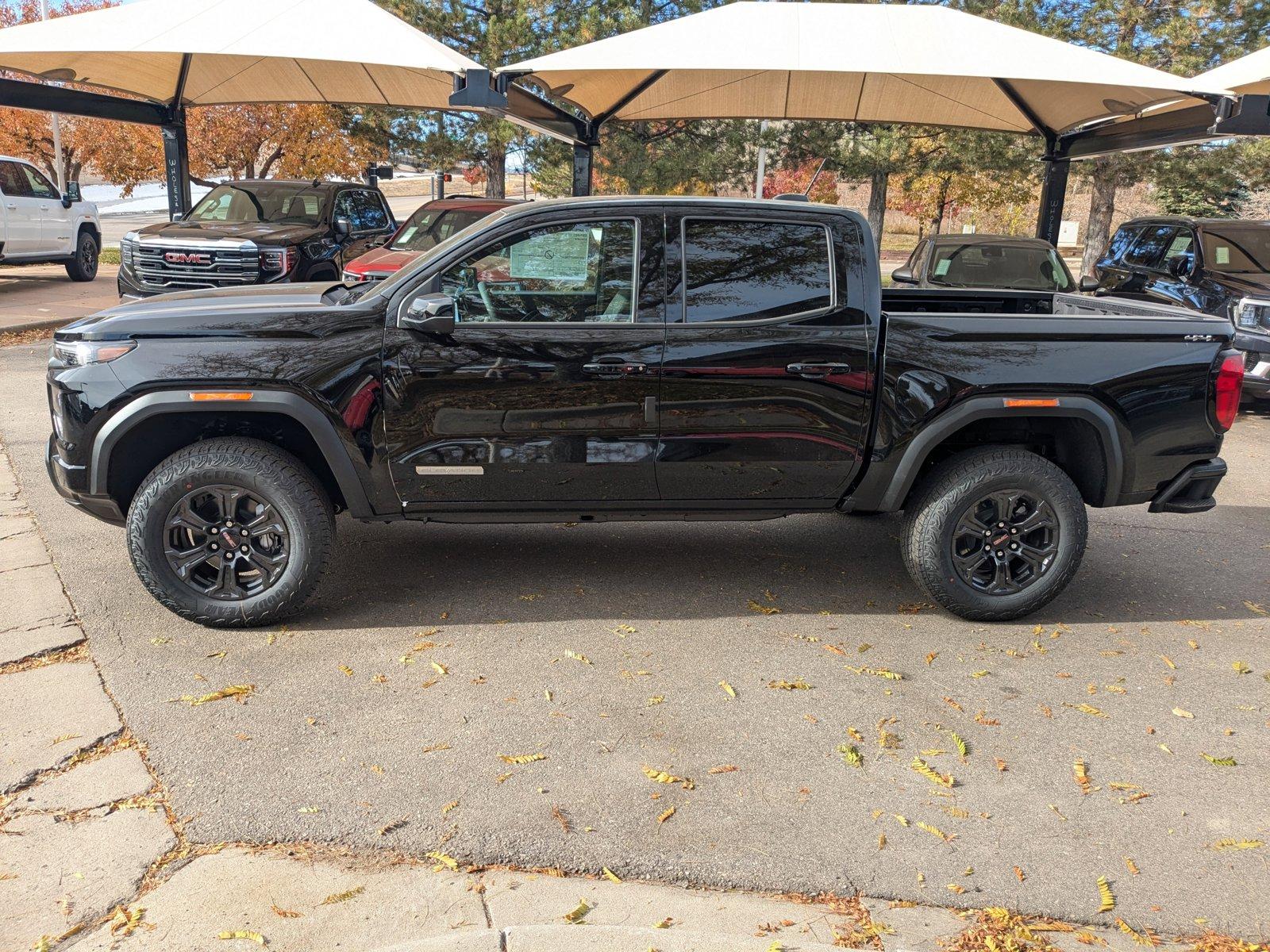 2024 GMC Canyon Vehicle Photo in LONE TREE, CO 80124-2750