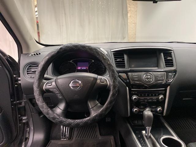 2020 Nissan Pathfinder Vehicle Photo in ASHLAND, KY 41101-7620