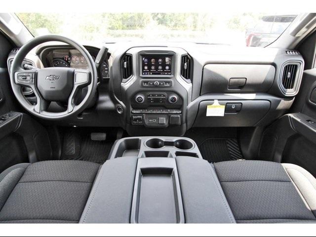 2024 Chevrolet Silverado 1500 Vehicle Photo in ROSENBERG, TX 77471-5675