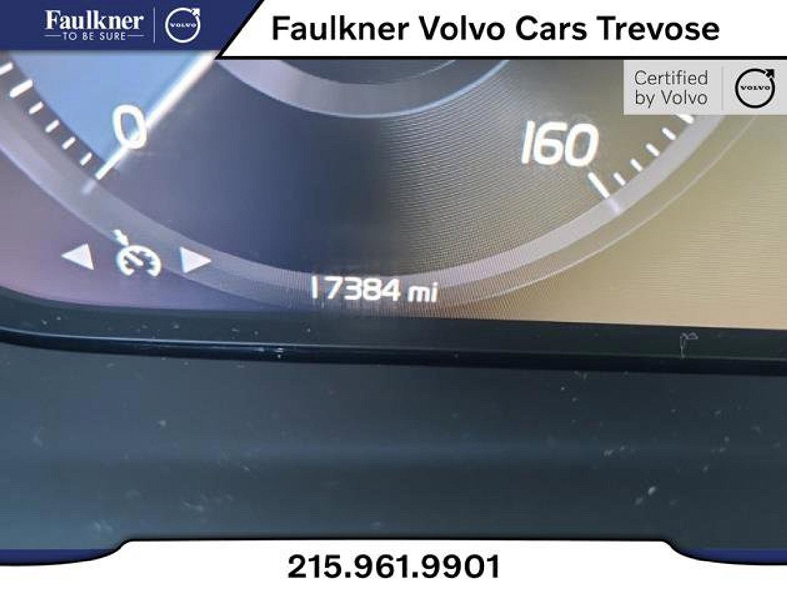 2022 Volvo XC40 Vehicle Photo in Trevose, PA 19053