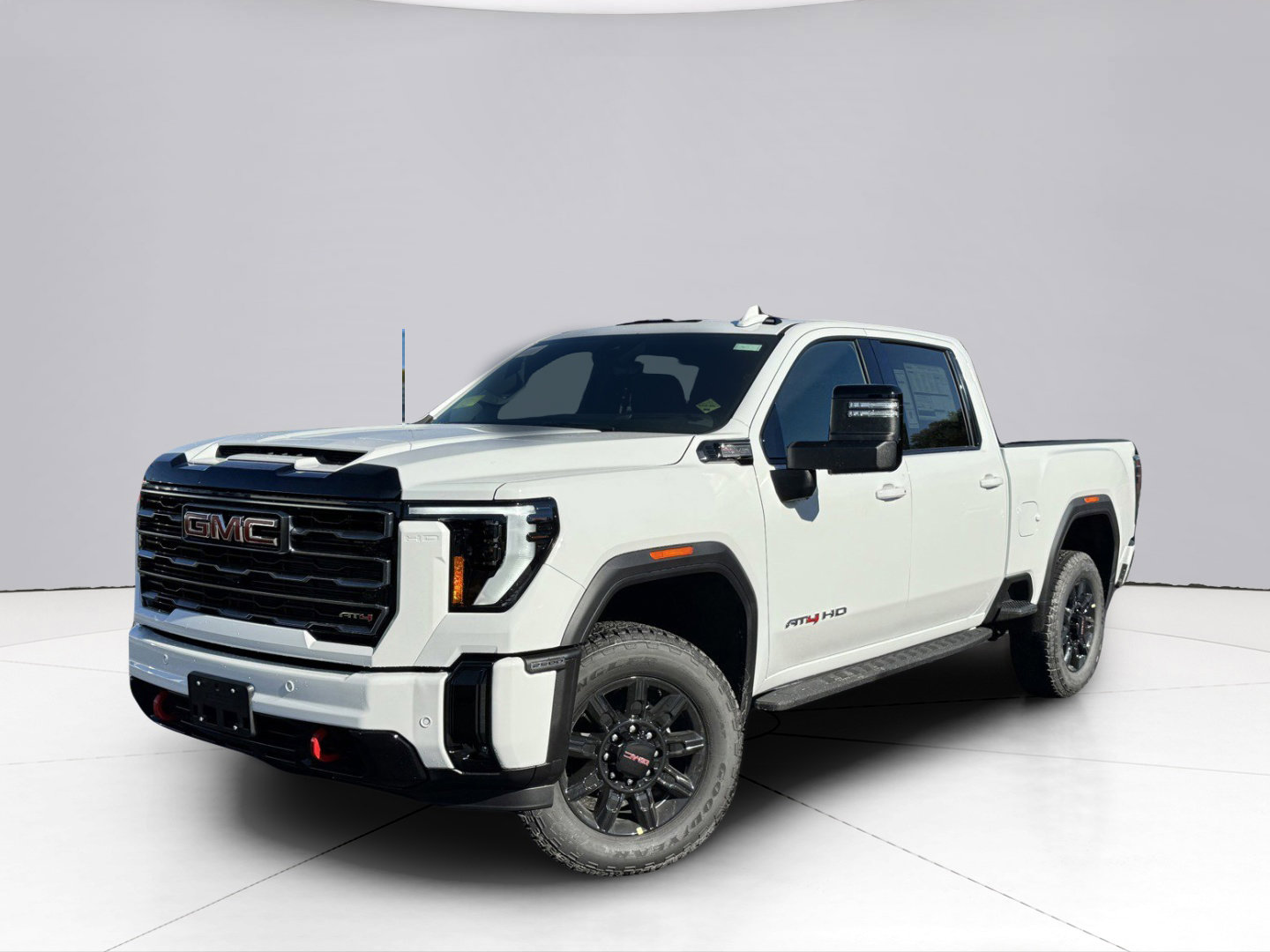 2025 GMC Sierra 2500 HD Vehicle Photo in LEOMINSTER, MA 01453-2952