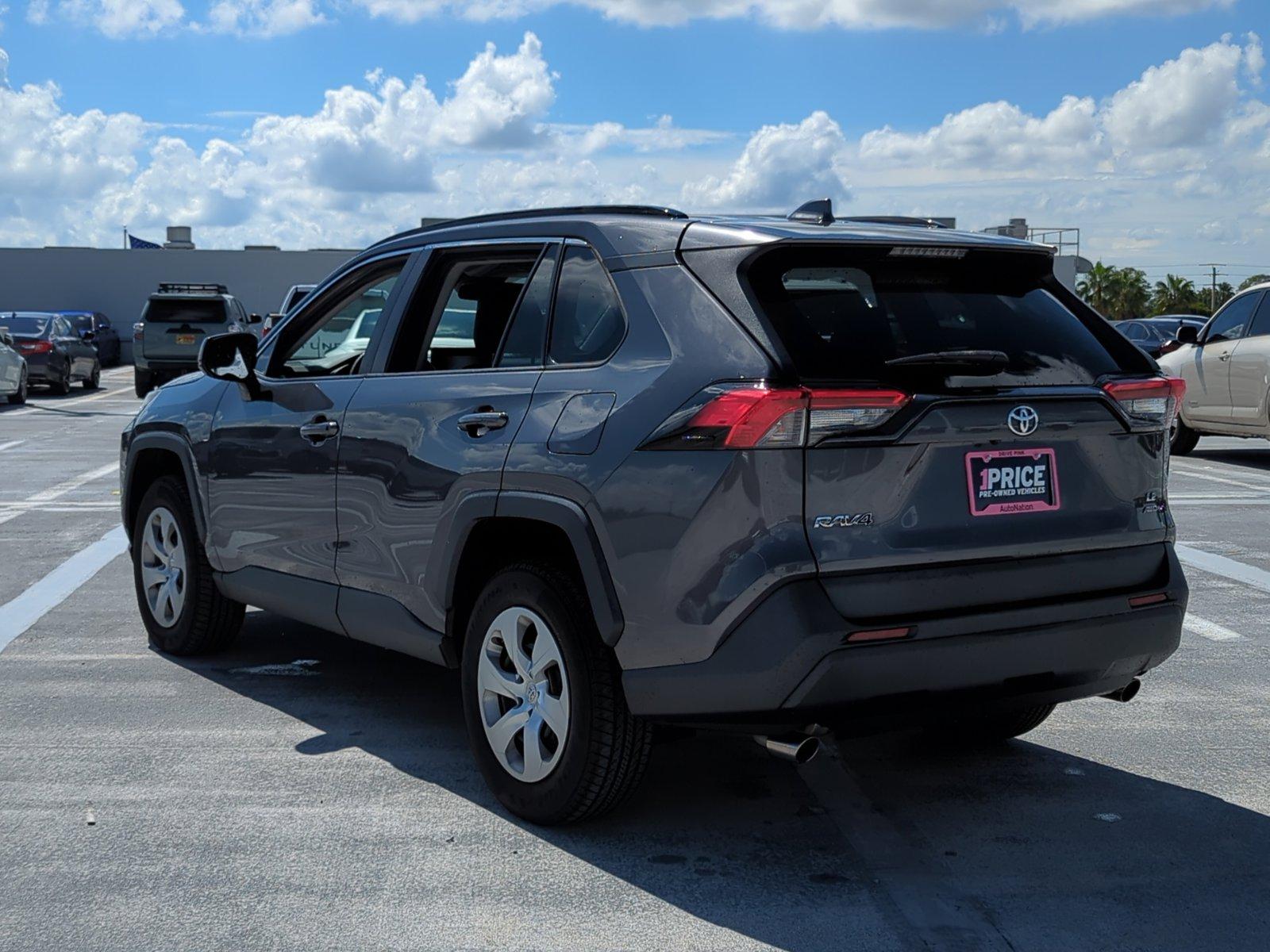 2021 Toyota RAV4 Vehicle Photo in Ft. Myers, FL 33907