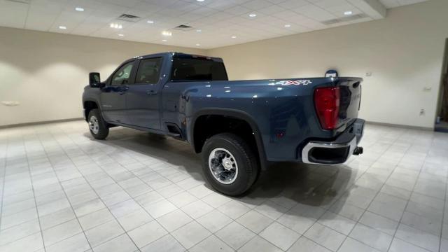 2025 Chevrolet Silverado 3500 HD Vehicle Photo in CROSBY, TX 77532-9157