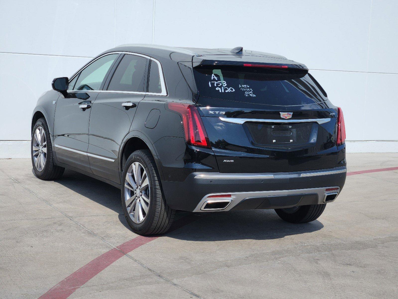 2024 Cadillac XT5 Vehicle Photo in GRAPEVINE, TX 76051-8302