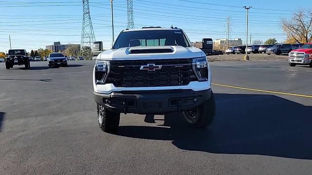 2025 Chevrolet Silverado 2500 HD Vehicle Photo in JOLIET, IL 60435-8135