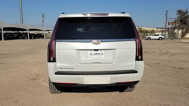 2017 Cadillac Escalade Vehicle Photo in MIDLAND, TX 79703-7718