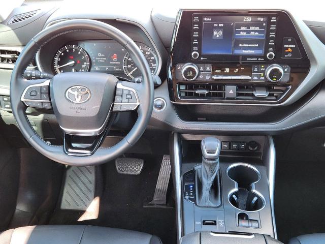 2021 Toyota Highlander Vehicle Photo in Denison, TX 75020