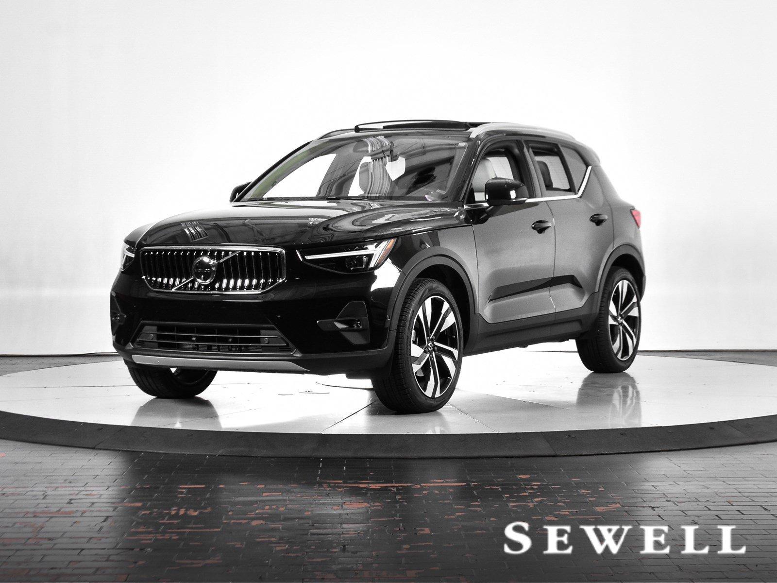 2024 Volvo XC40 Vehicle Photo in DALLAS, TX 75235