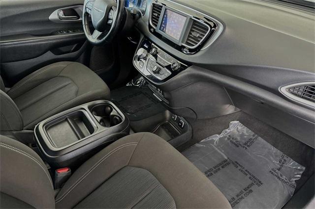 2020 Chrysler Pacifica Vehicle Photo in ELK GROVE, CA 95757-8703