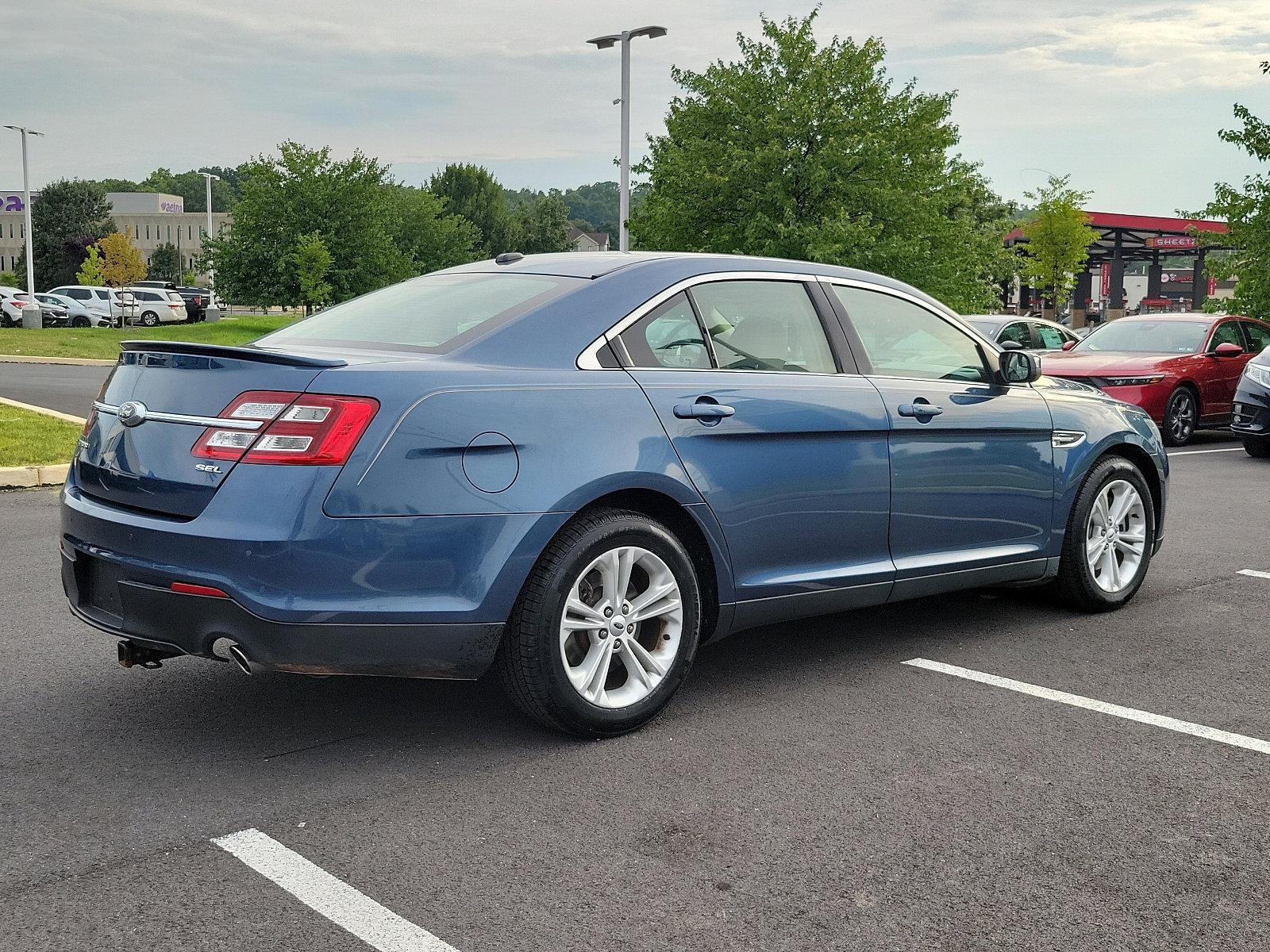 2018 Ford Taurus Vehicle Photo in Harrisburg, PA 17111