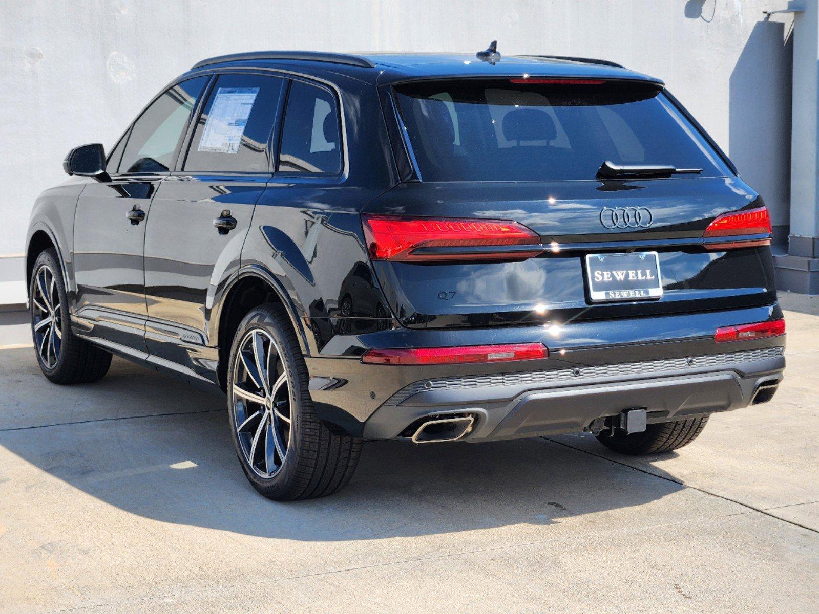 2025 Audi Q7 Vehicle Photo in SUGAR LAND, TX 77478