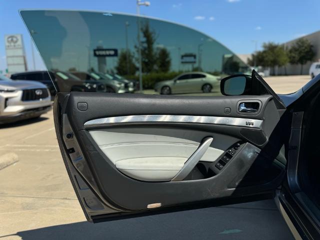 2011 INFINITI G37 Convertible Vehicle Photo in Grapevine, TX 76051