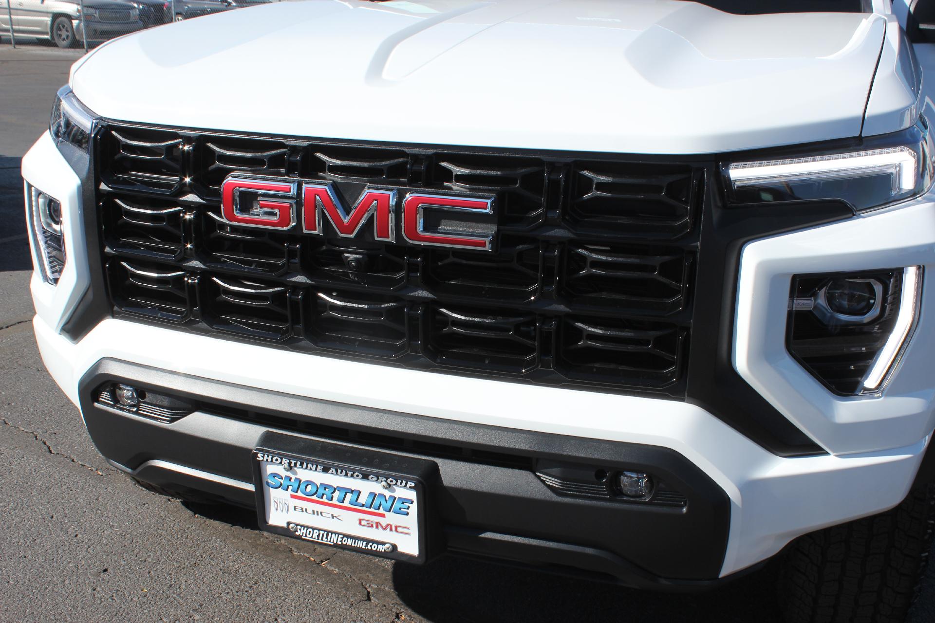 2024 GMC Canyon Vehicle Photo in AURORA, CO 80012-4011