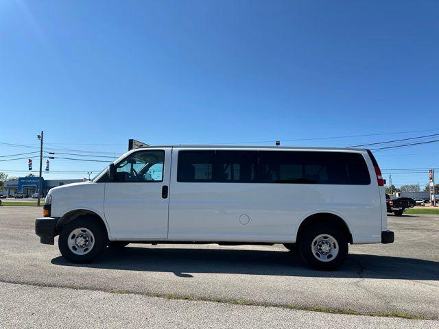 2023 Chevrolet Express Passenger Vehicle Photo in TUPELO, MS 38801-6508