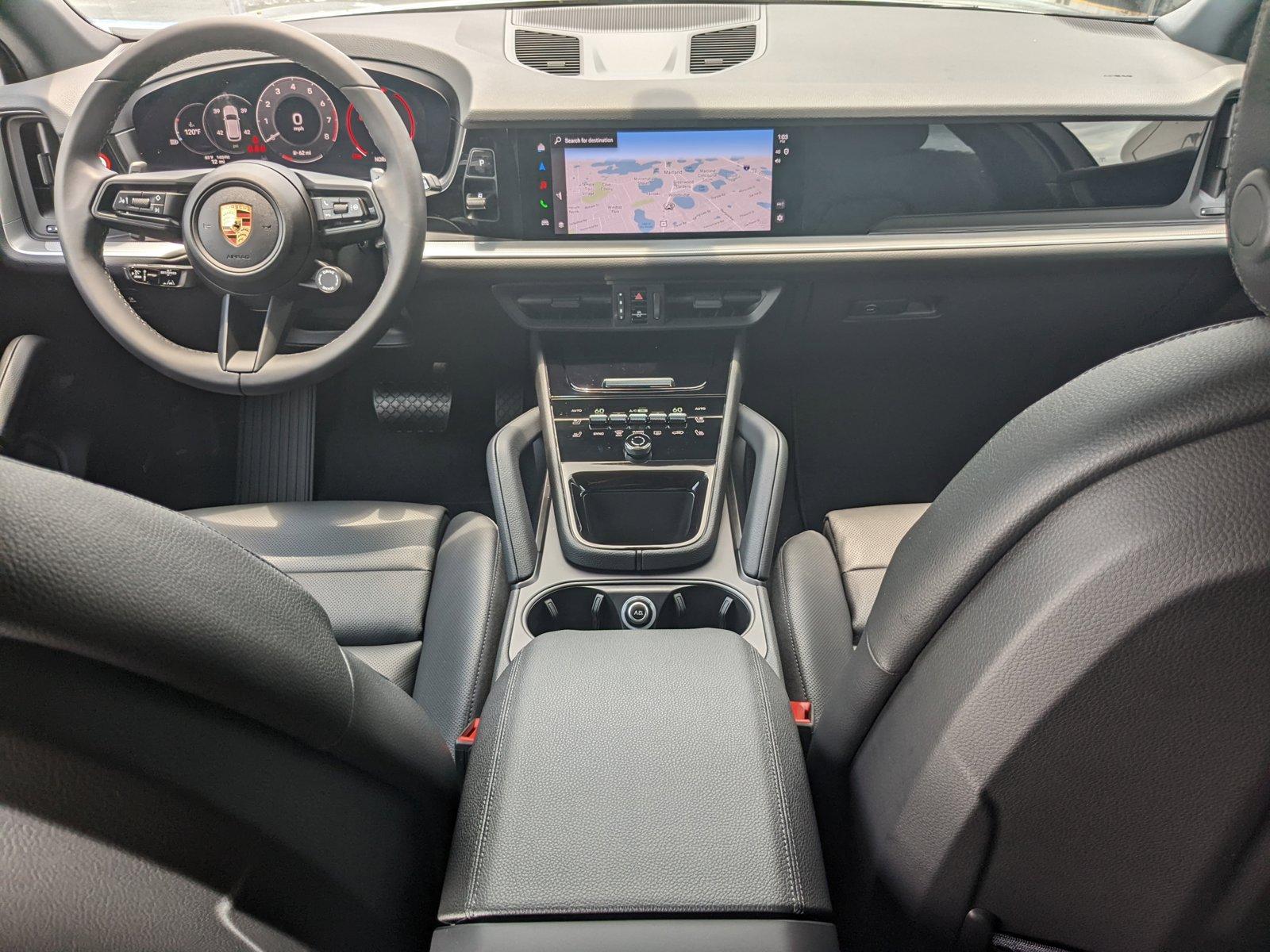 2024 Porsche Cayenne Vehicle Photo in Maitland, FL 32751