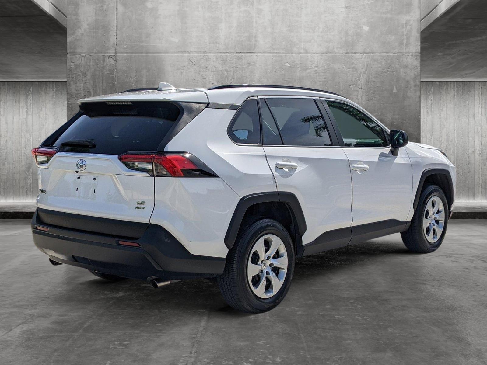 2020 Toyota RAV4 Vehicle Photo in Pembroke Pines , FL 33084