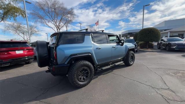 2024 GMC HUMMER EV SUV Vehicle Photo in GOODYEAR, AZ 85338-1310