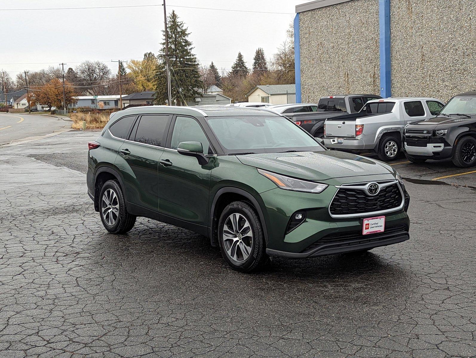 2024 Toyota Highlander Vehicle Photo in Spokane Valley, WA 99212