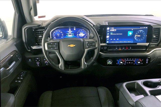 2022 Chevrolet Silverado 1500 Vehicle Photo in INDEPENDENCE, MO 64055-1314