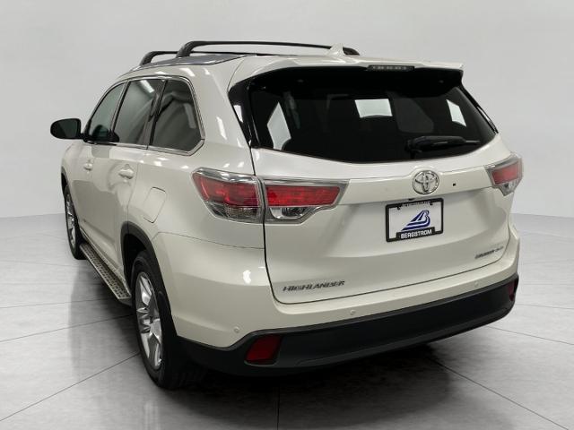 2016 Toyota Highlander Vehicle Photo in Appleton, WI 54913