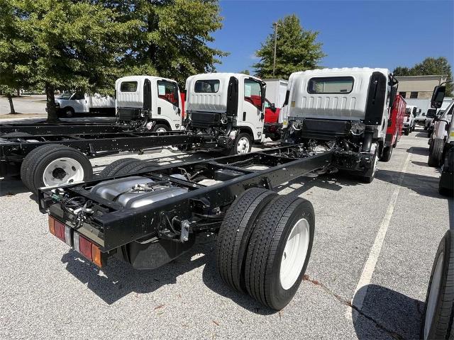 2025 Chevrolet Low Cab Forward 4500 Vehicle Photo in ALCOA, TN 37701-3235