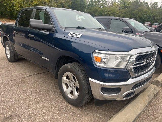 2019 Ram 1500 Vehicle Photo in MILFORD, OH 45150-1684