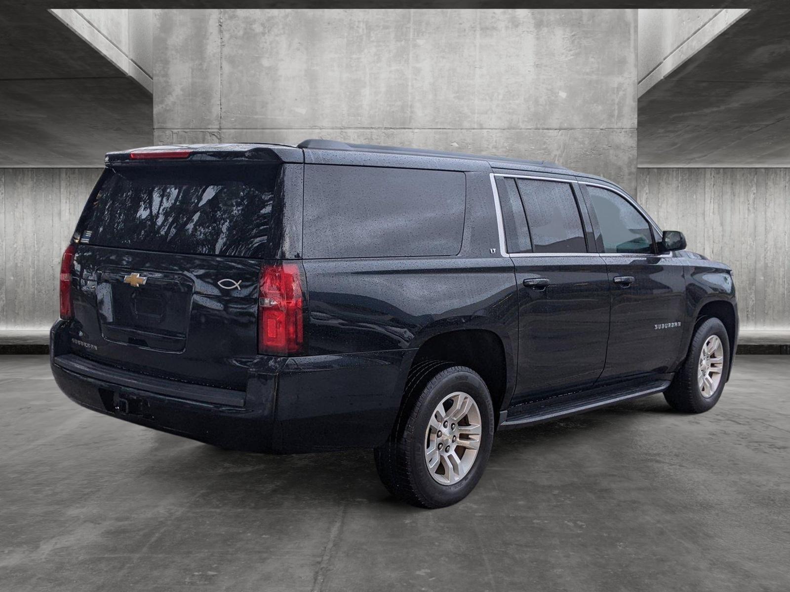 2018 Chevrolet Suburban Vehicle Photo in PEMBROKE PINES, FL 33024-6534