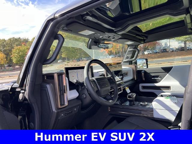 2025 GMC HUMMER EV SUV Vehicle Photo in CHICOPEE, MA 01020-5001