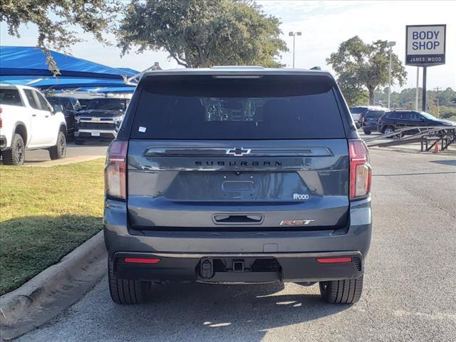 2021 Chevrolet Suburban Vehicle Photo in DENTON, TX 76210-9321